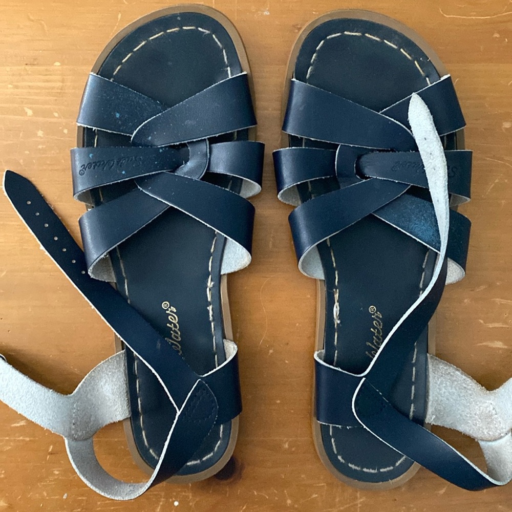 Saltwater Sandals Navy Leather Women’s 8 (big kids 6)